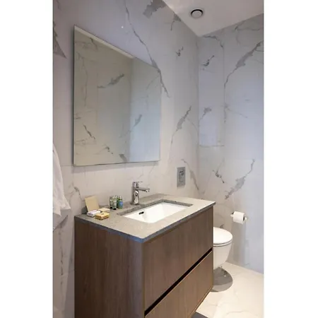 360 - 1 Bedroom Luxurious Appartamento *