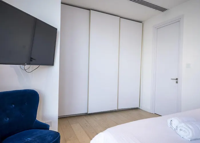 360 - 1 Bedroom Luxurious Nicosie