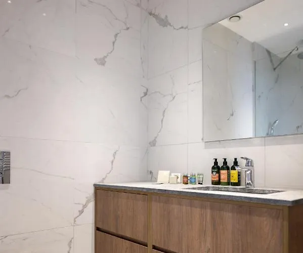 360 - 1 Bedroom Luxurious * Λευκωσία